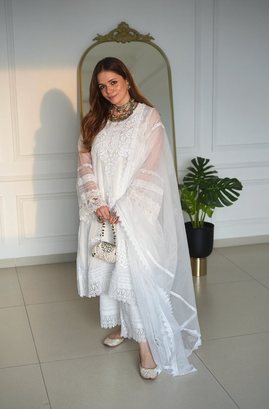 Heena Somani in Aurora Suit Set